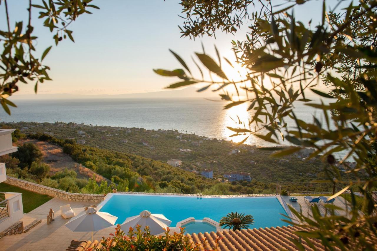 Villa Rebecca Каламата Экстерьер фото